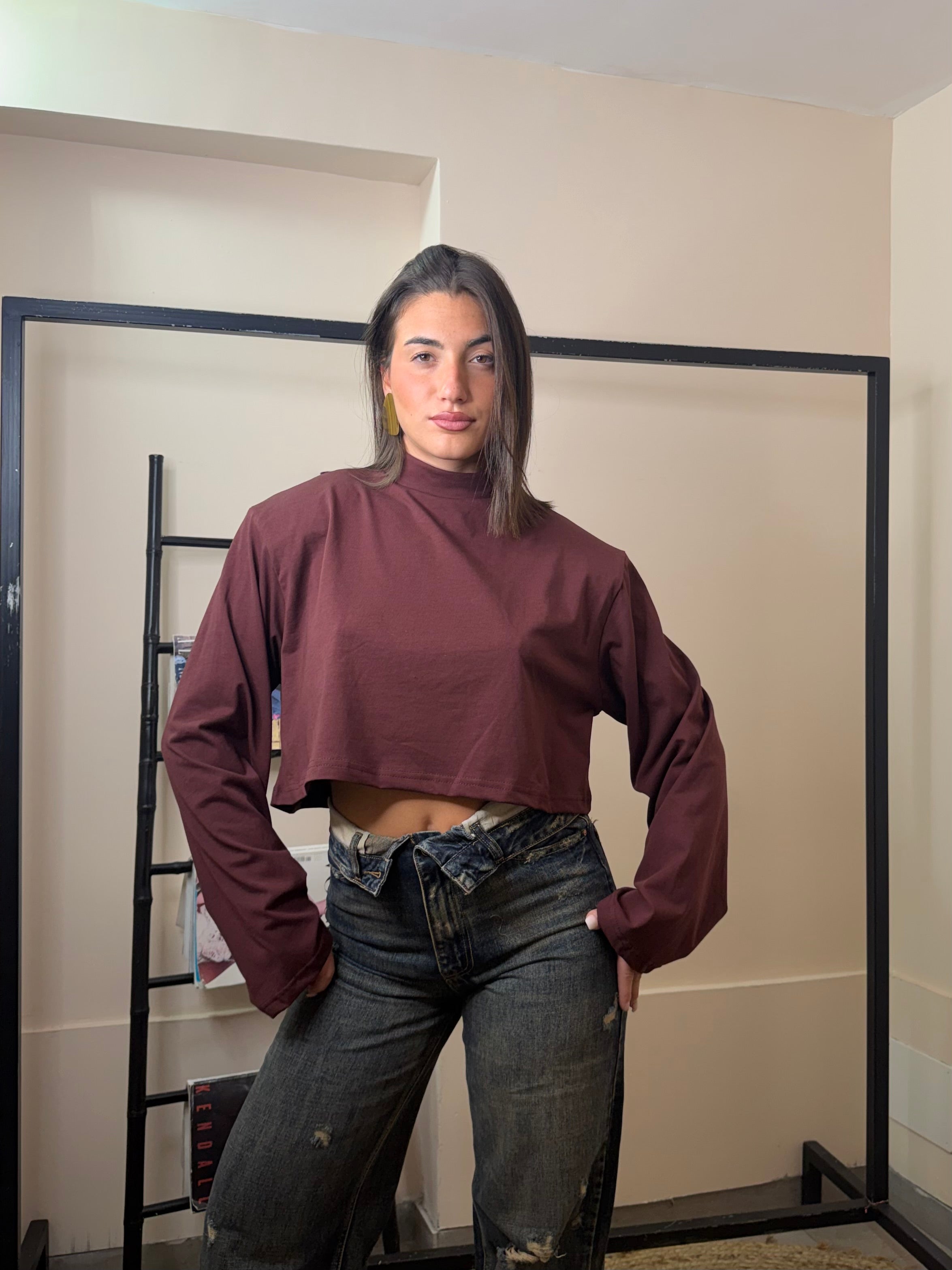 T-shirt crop mezzo collo