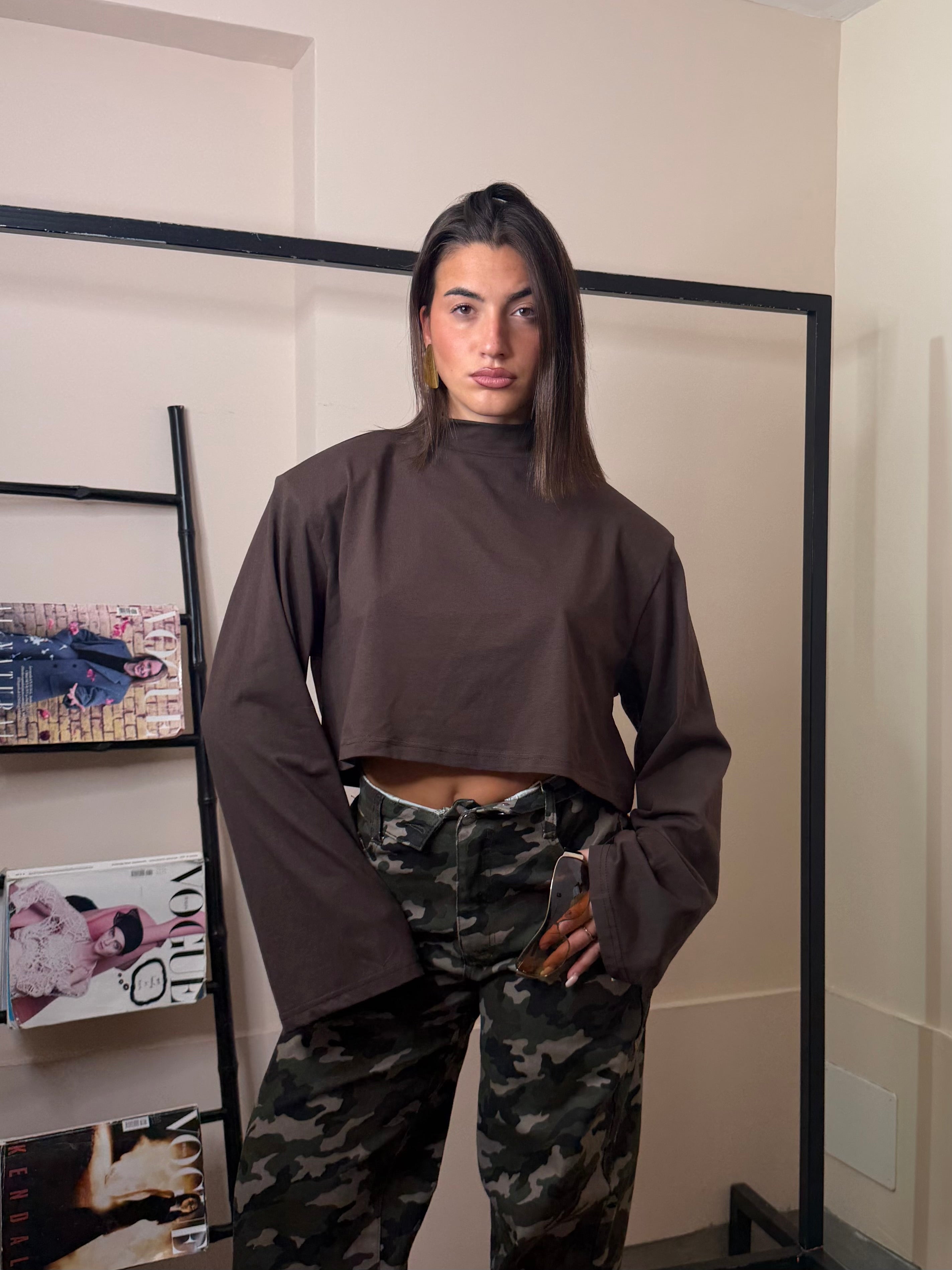 T-shirt crop mezzo collo